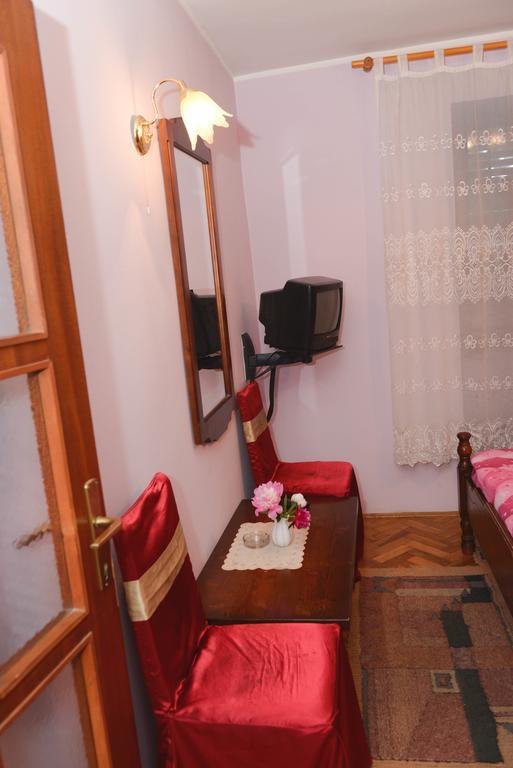 ホテル Beli Dvor ソンボル 部屋 写真