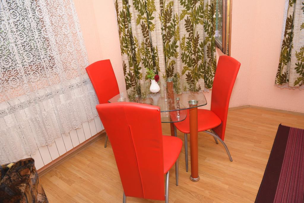 ホテル Beli Dvor ソンボル 部屋 写真